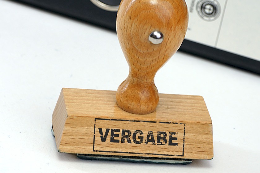 Stempel mit der Aufschrift "Vergabe"
